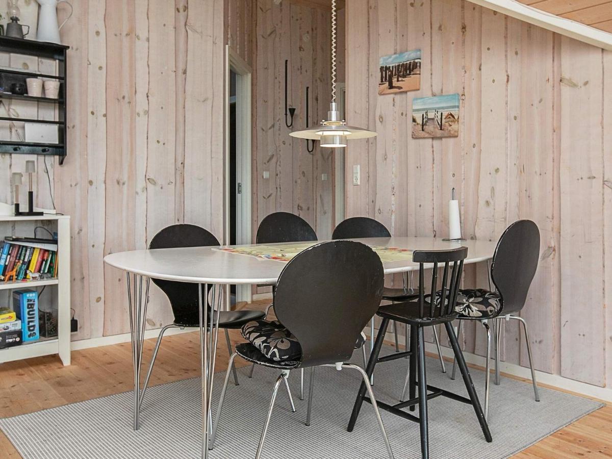 Four-Bedroom Holiday Home In Vaeggerlose 8 Boto By Exterior foto